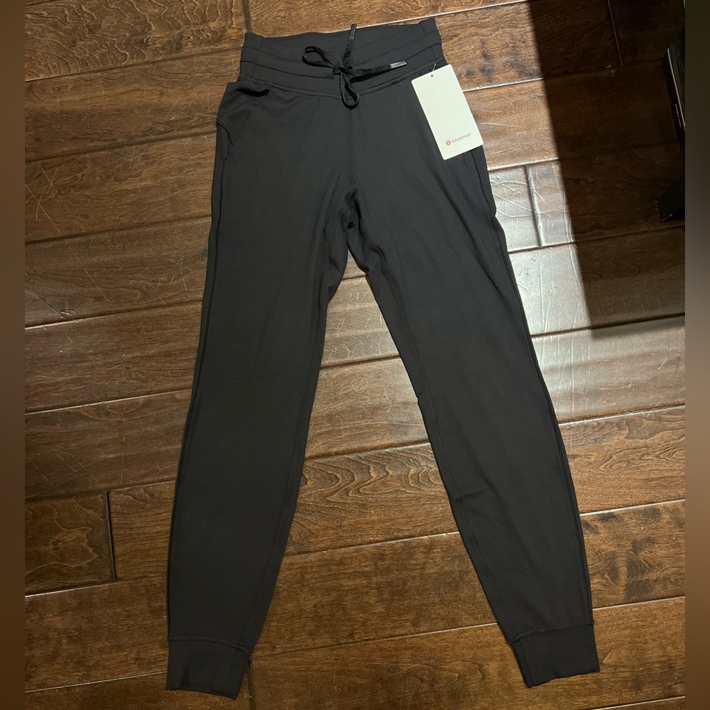 Lululemon Ready To Rulu HR Joggers Size 2 Brand New